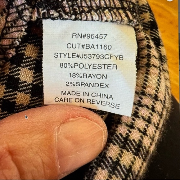 Eyeshadow Black and tan  plaid  mini Skirt woman’s size 8 - Picture 6 of 7